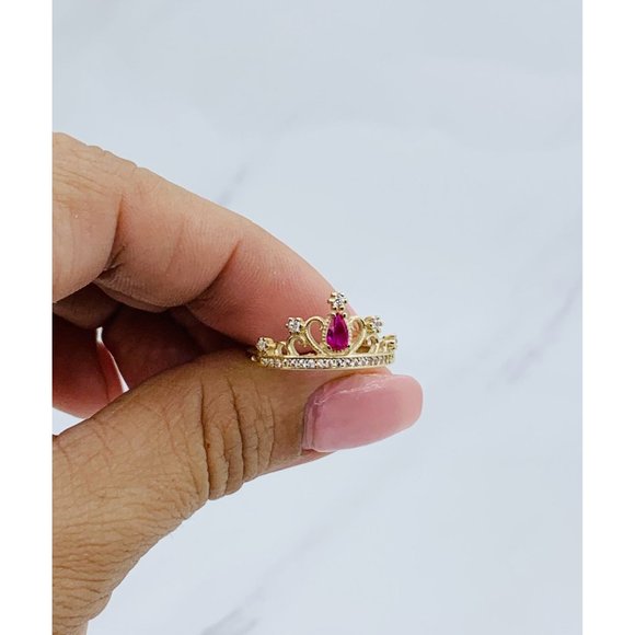 ❤️ 10k gold crown ring ❤️ Sweet 15 ring Size 7.5 ❤️ - Picture 2 of 6